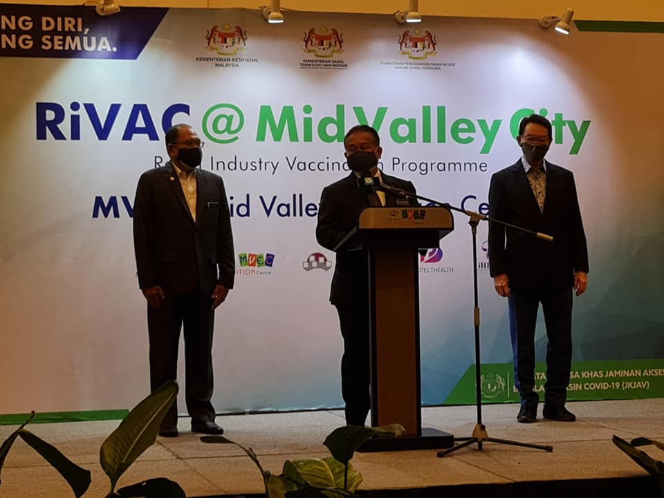 Pelancaran program RiVAC di Mid Valley. Berita baik, YB menteri telah mengumumka
