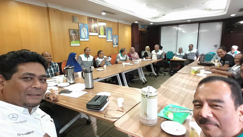 Usaha PESAMP mempertahankan market share dealer2 PCOS yg tanah status Malay Rese